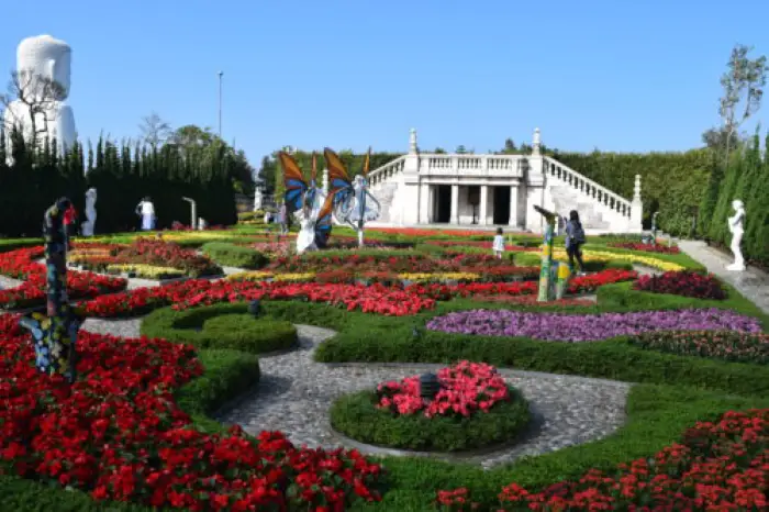 Flower garden at Sun World Ba Na Hills