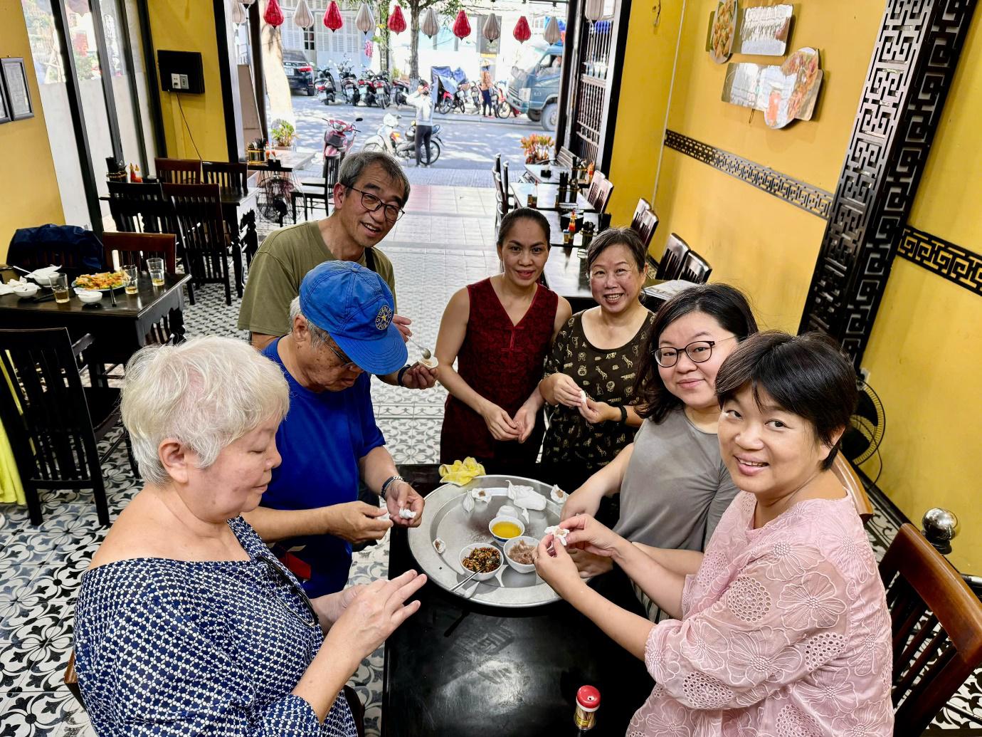 Eating in Hoi An